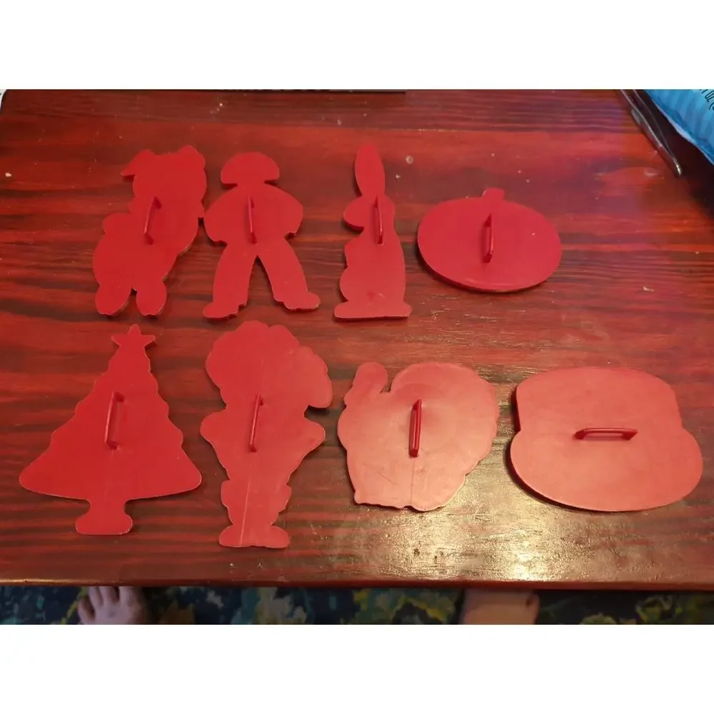 Lot 8 Vintage Tupperware Red Cookie Cutters B-Day Cake Santa Turkey Pumpkin Tree